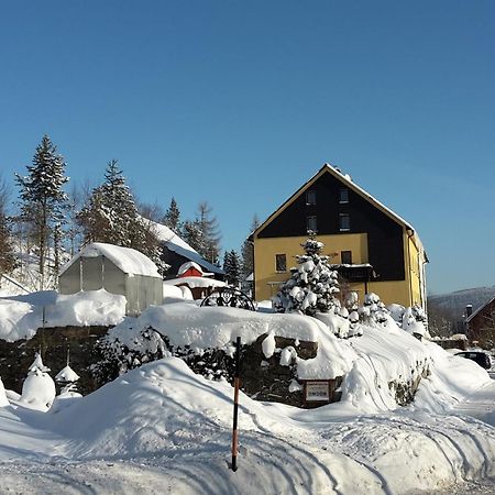 Ferienwohnungen "Am Schloessel" Oberwiesenthal Ngoại thất bức ảnh